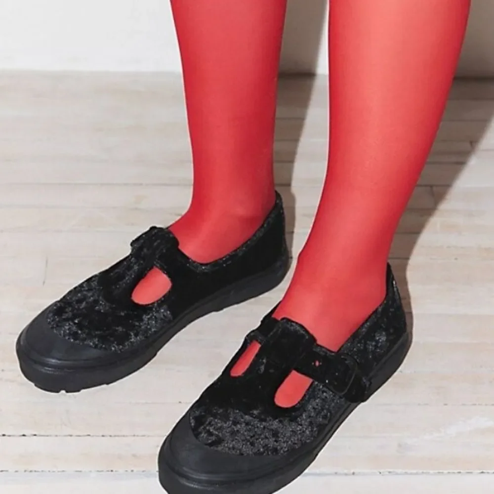 Vans Style 93 Velvet Mary‎ Jane Sneaker- Black